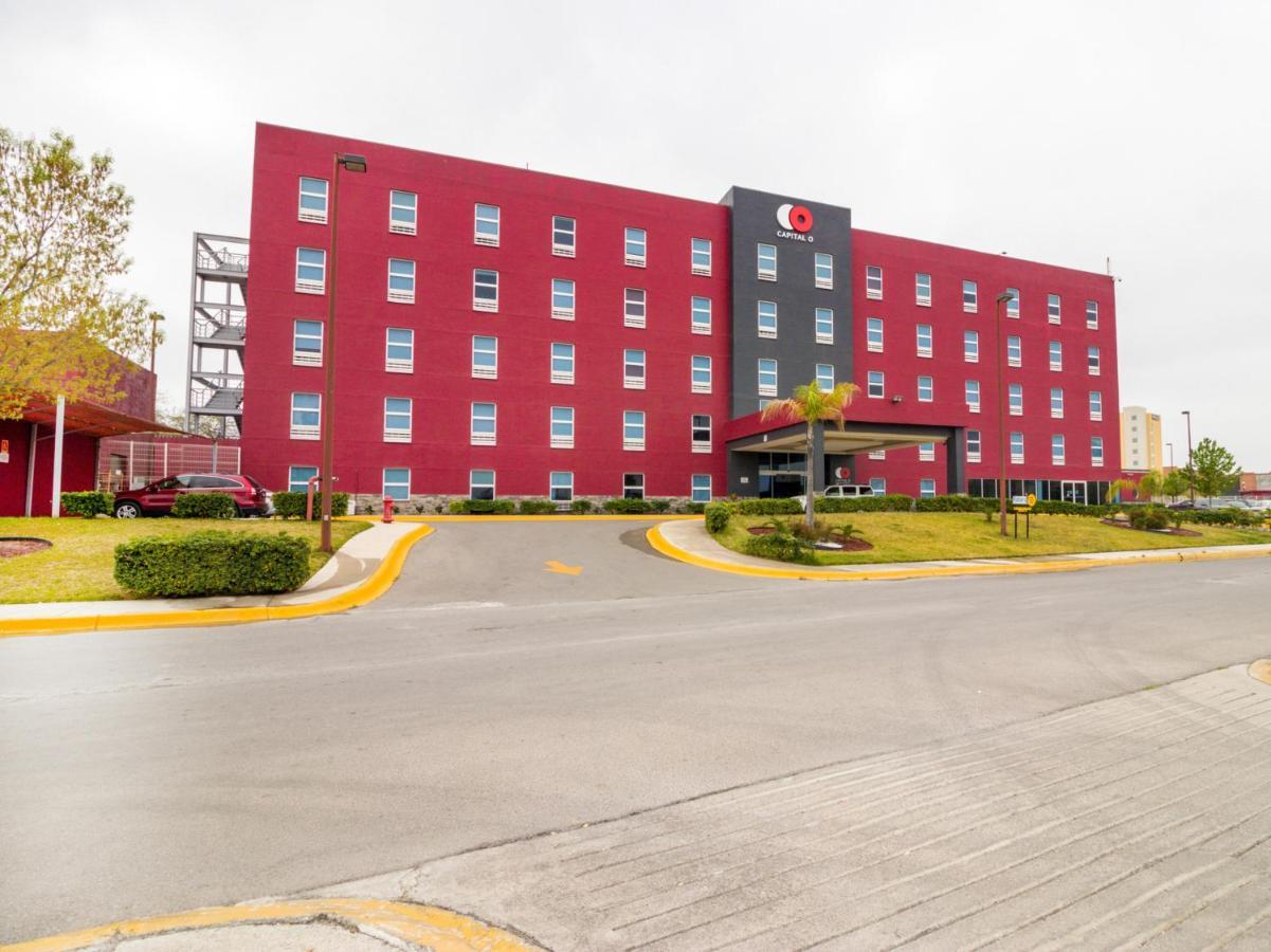 Capital O Hotel Herederos, Пьедрас-Неграс Экстерьер фото